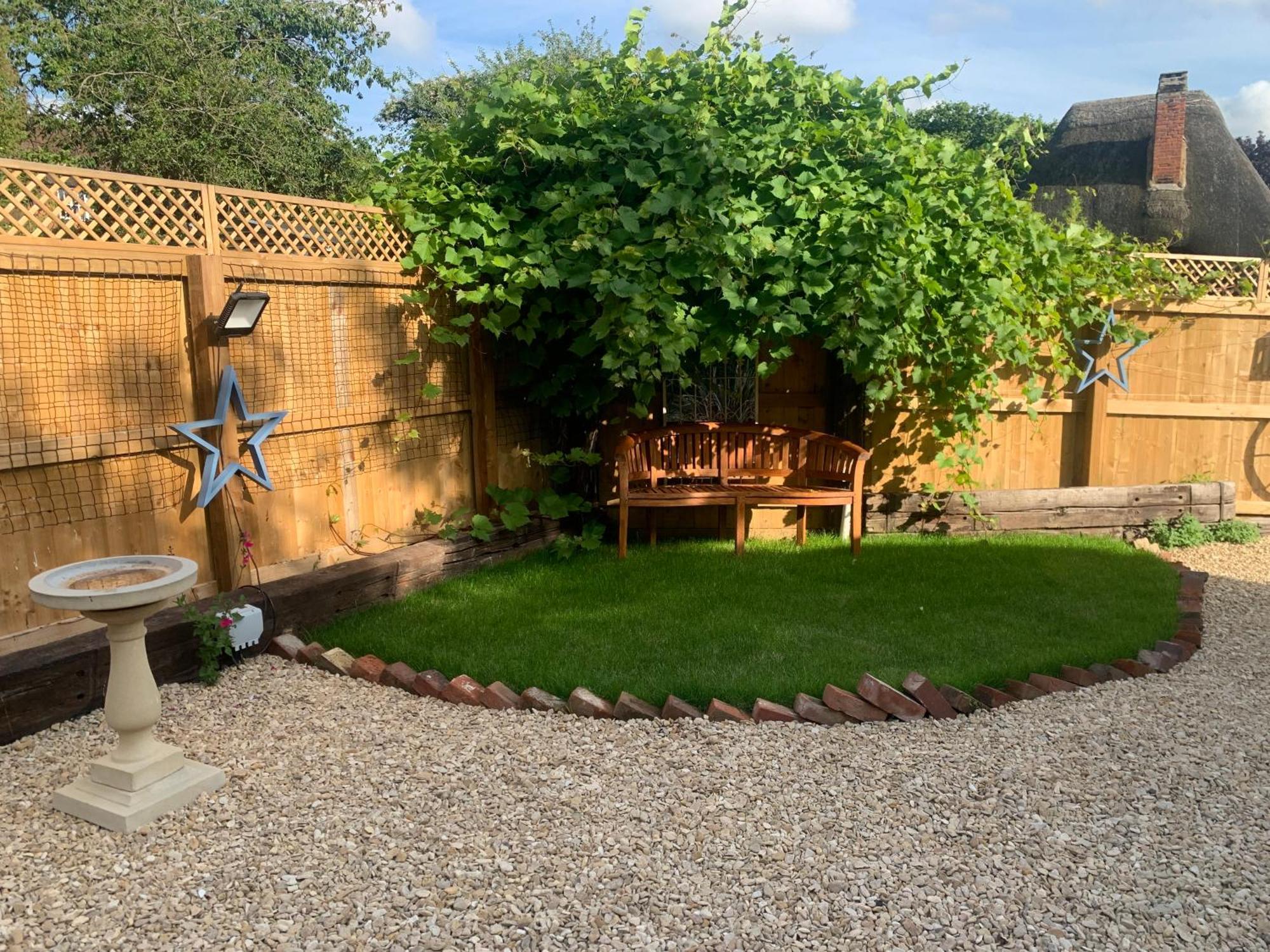 The Shack - Thatched Self Contained Annex Collingbourne Ducis Екстер'єр фото